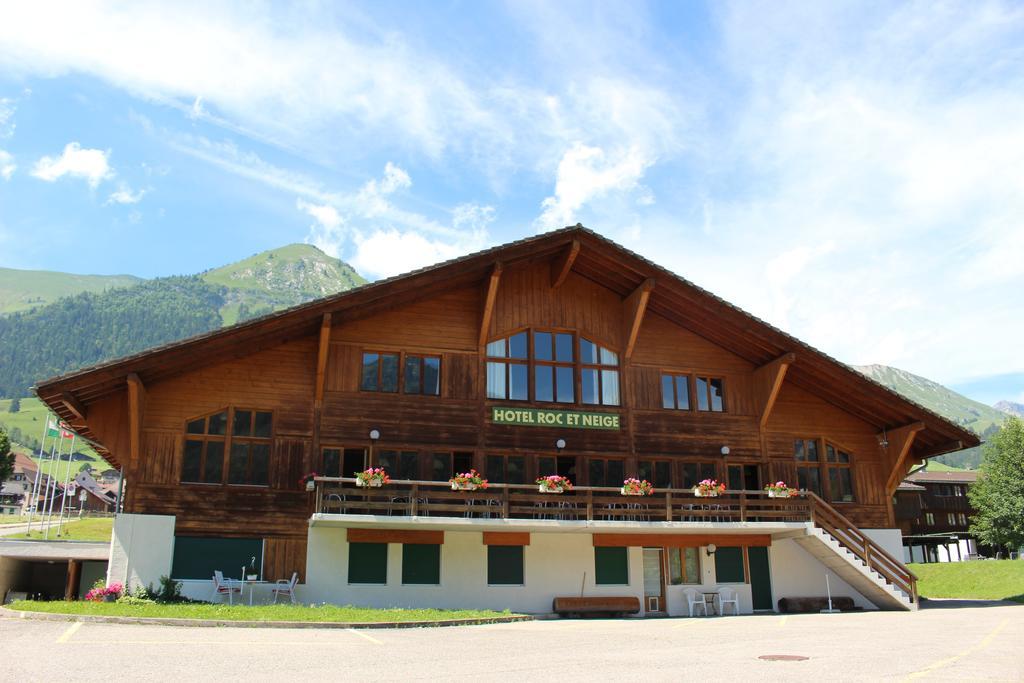 Hotel Roc Et Neige Chateau-d'Oex Exterior foto